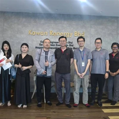 Mae Huitong yn ymweld â chwsmeriaid ym Malaysia